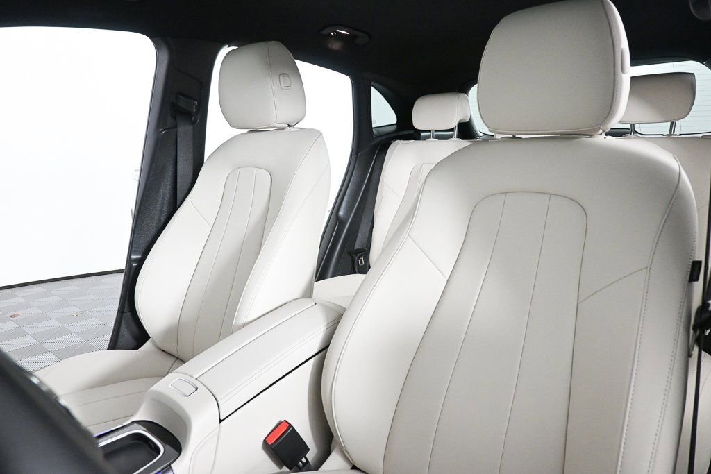 2025 Mercedes-Benz GLA 250