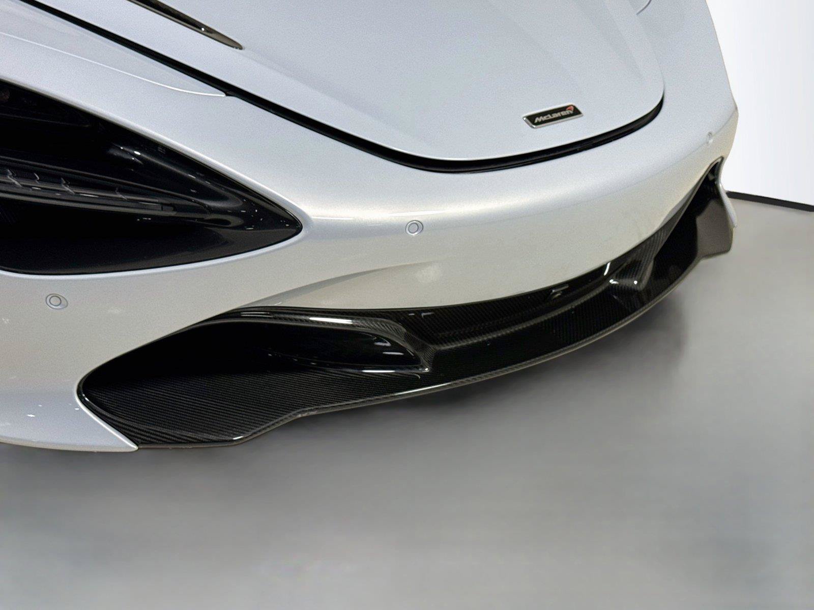 Used 2018 McLaren 720S Performance photo 31