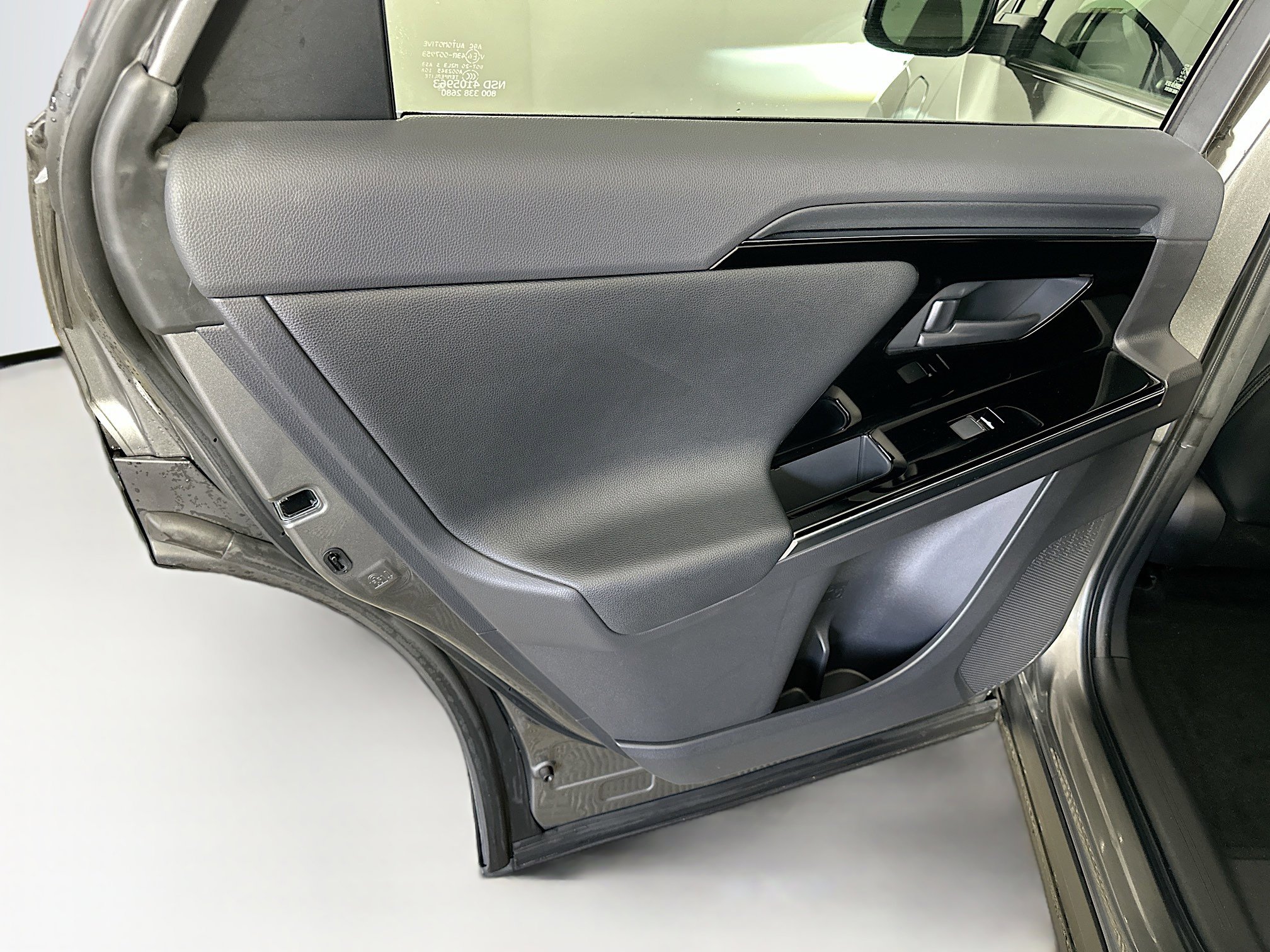 2023 Toyota bZ4X Limited