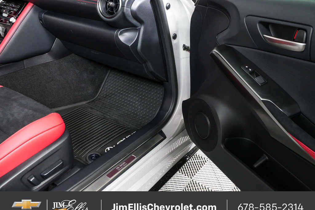 2025 Lexus IS 500 w/ F-Sport Performance