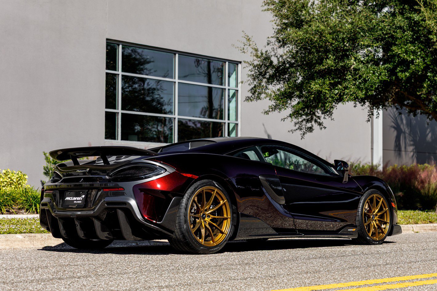 Used 2019 McLaren 600LT photo 15