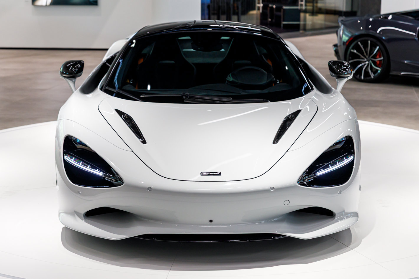 Used 2027 McLaren 750S photo 34