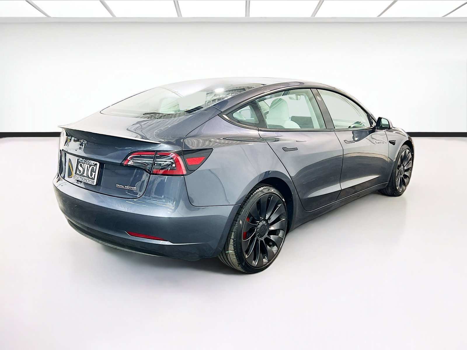 2023 Tesla Model 3 Performance