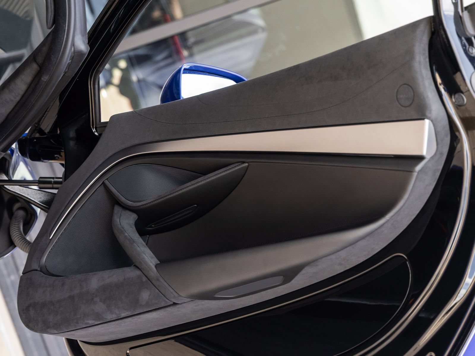 Used 2026 McLaren 750S photo 43