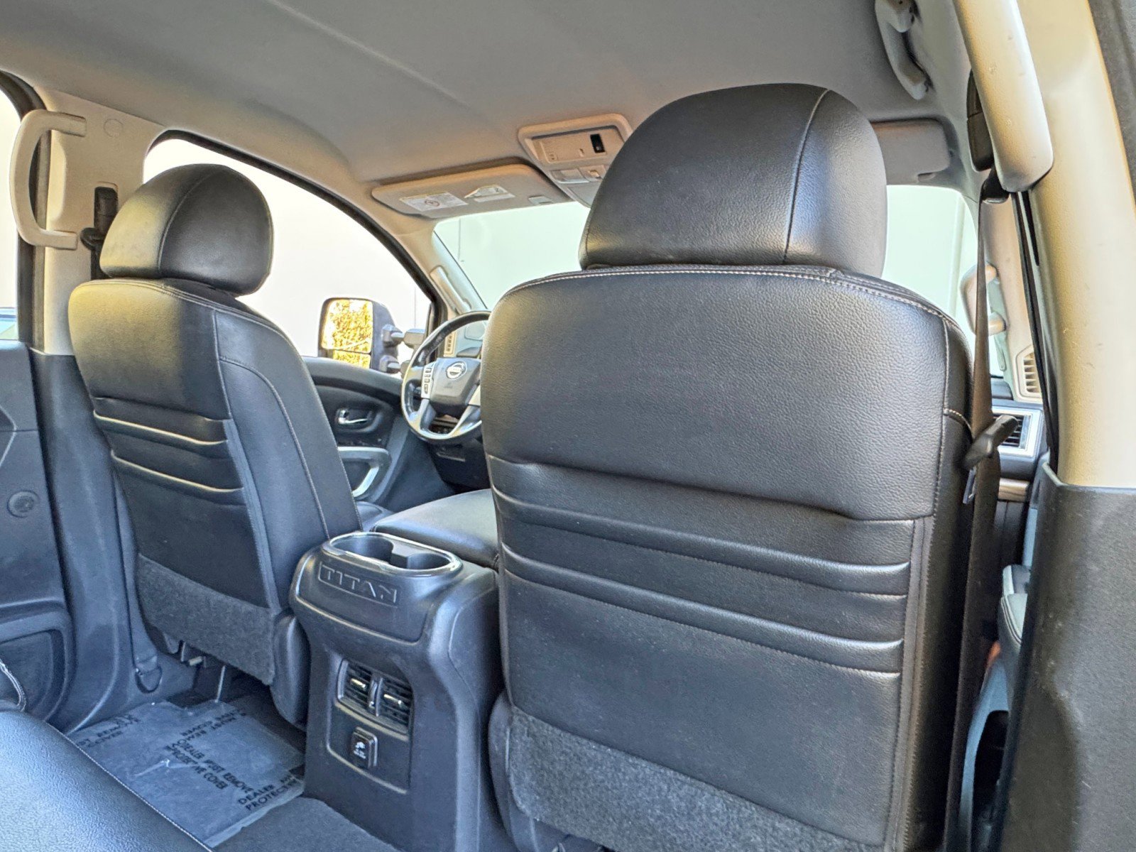 2016 Nissan Titan SL