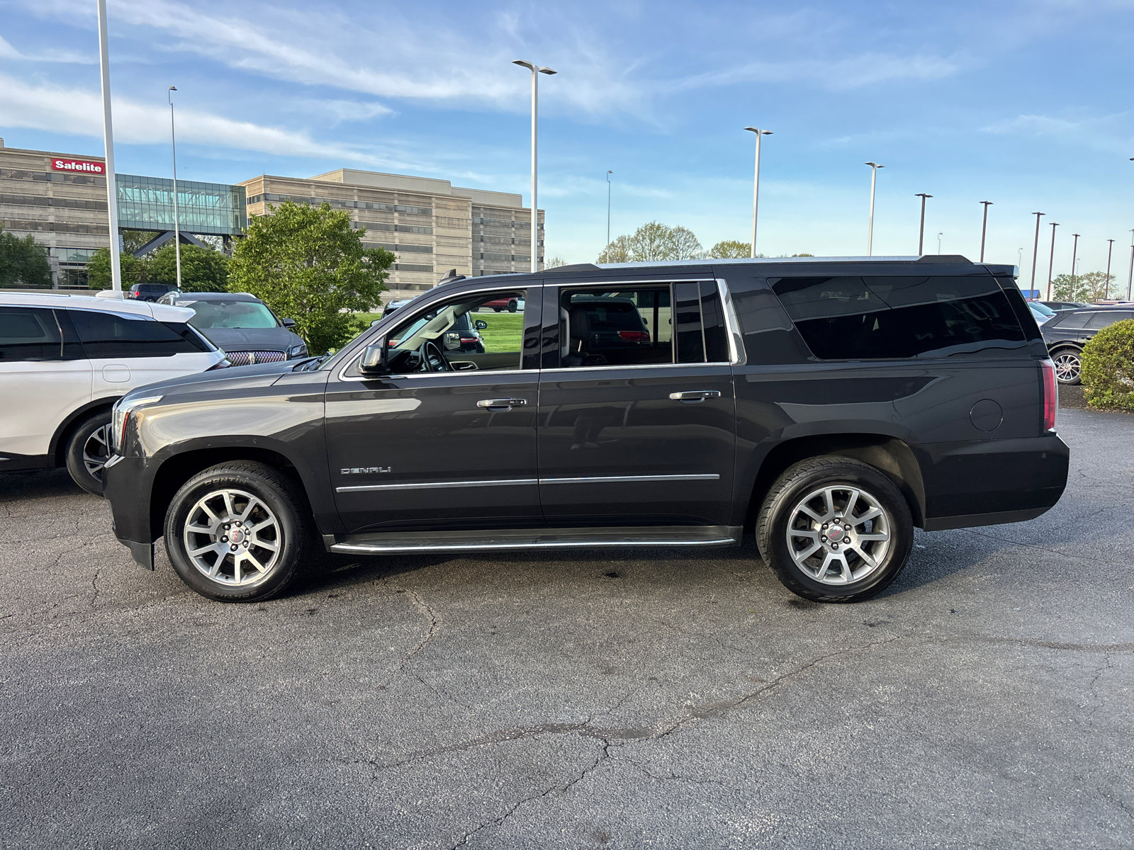 2020 GMC Yukon XL Denali