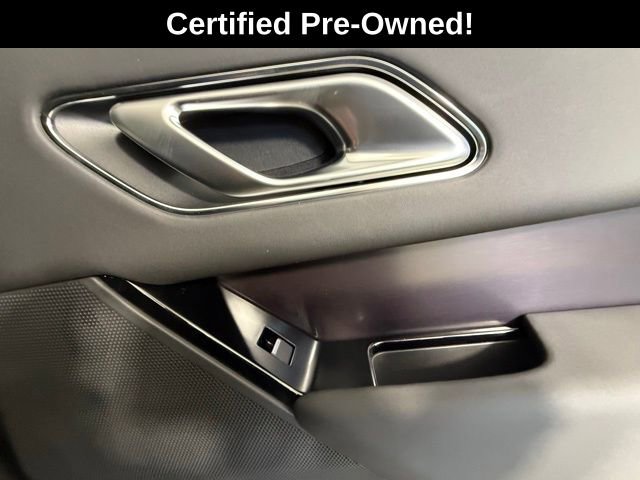 2026 Land Rover Range Rover Velar Dynamic SE