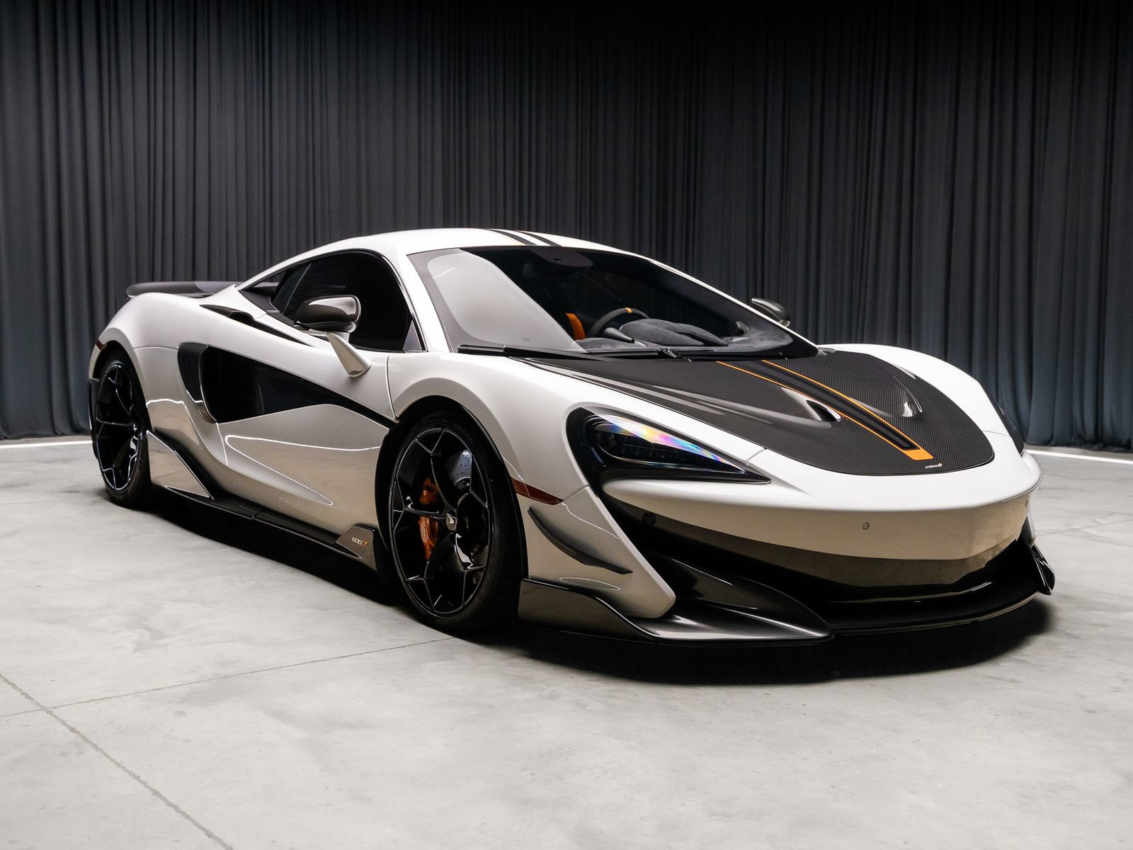 Used 2019 McLaren 600LT photo 19