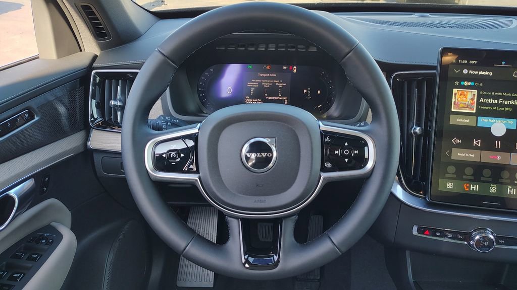 2026 Volvo Xc90 B6 Plus