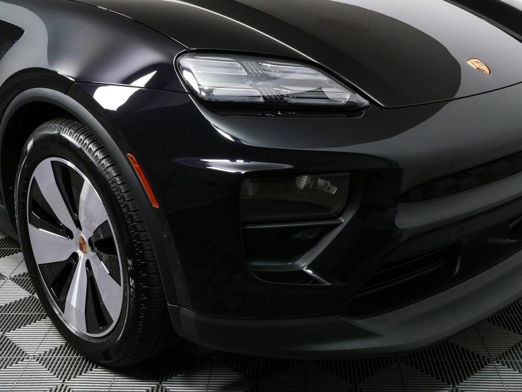 2025 Porsche Macan 4 Electric