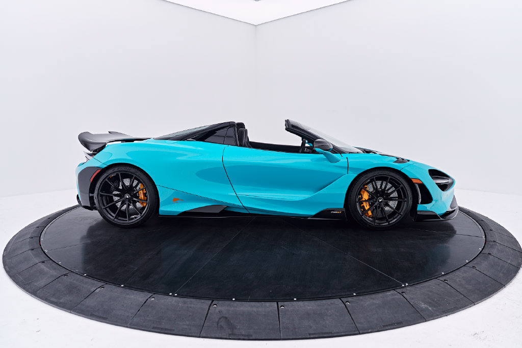 Used 2022 McLaren 765LT photo 31