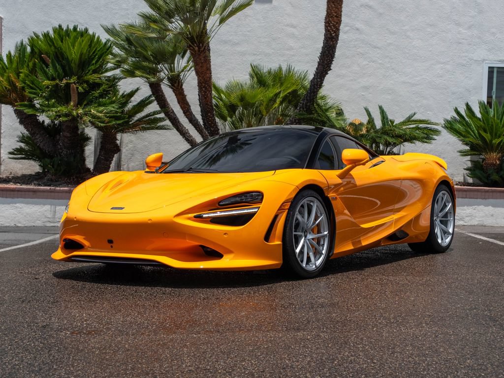 Used 2025 McLaren 750S photo 21