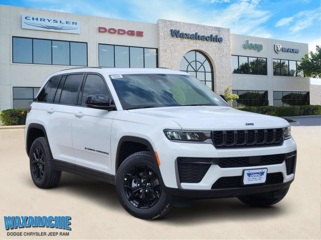 New 2026 Jeep Grand Cherokee Altitude