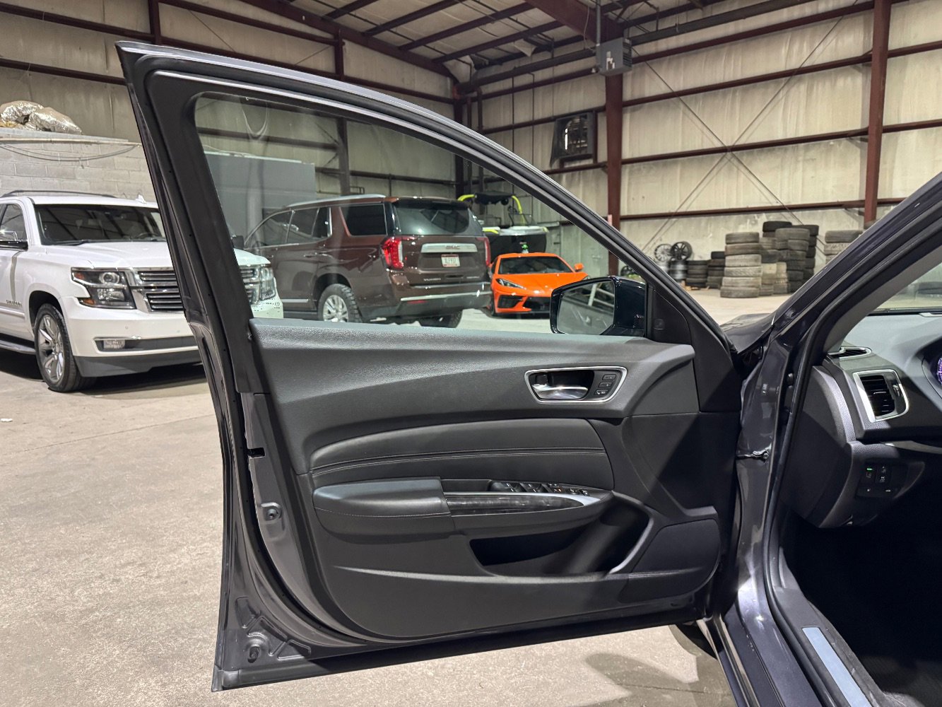 2019 Acura TLX w/ Technology Package