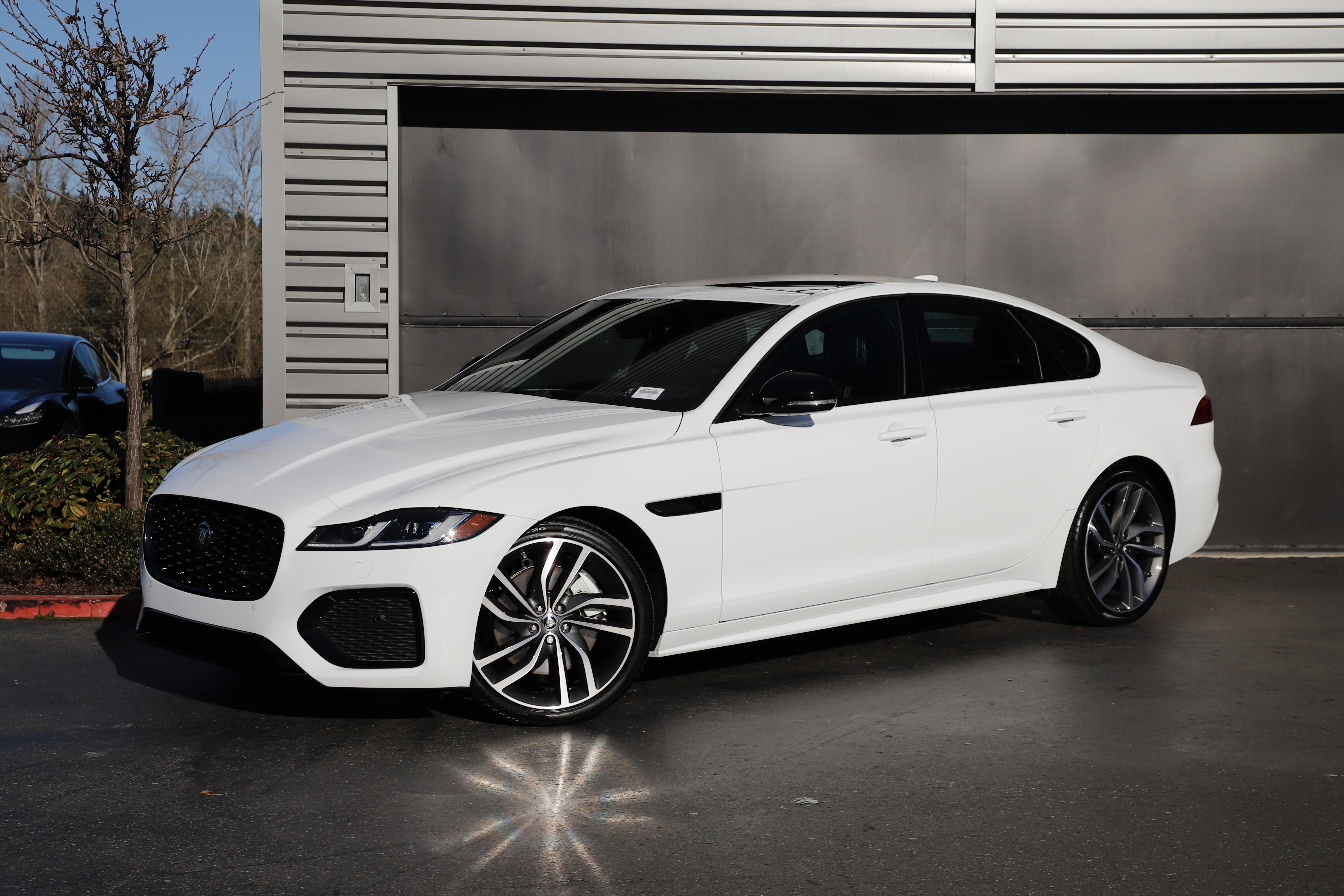 New 2024 Jaguar XF R-Dynamic SE