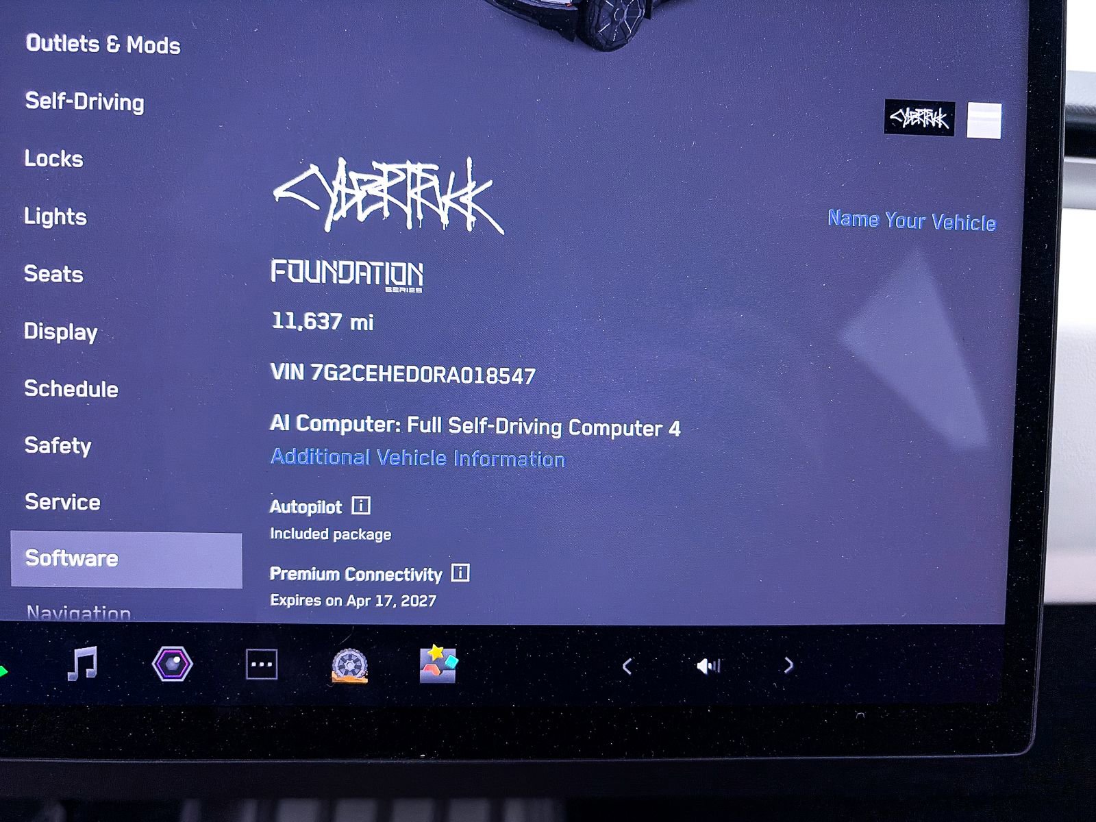 2024 Tesla Cybertruck AWD Crew Cab
