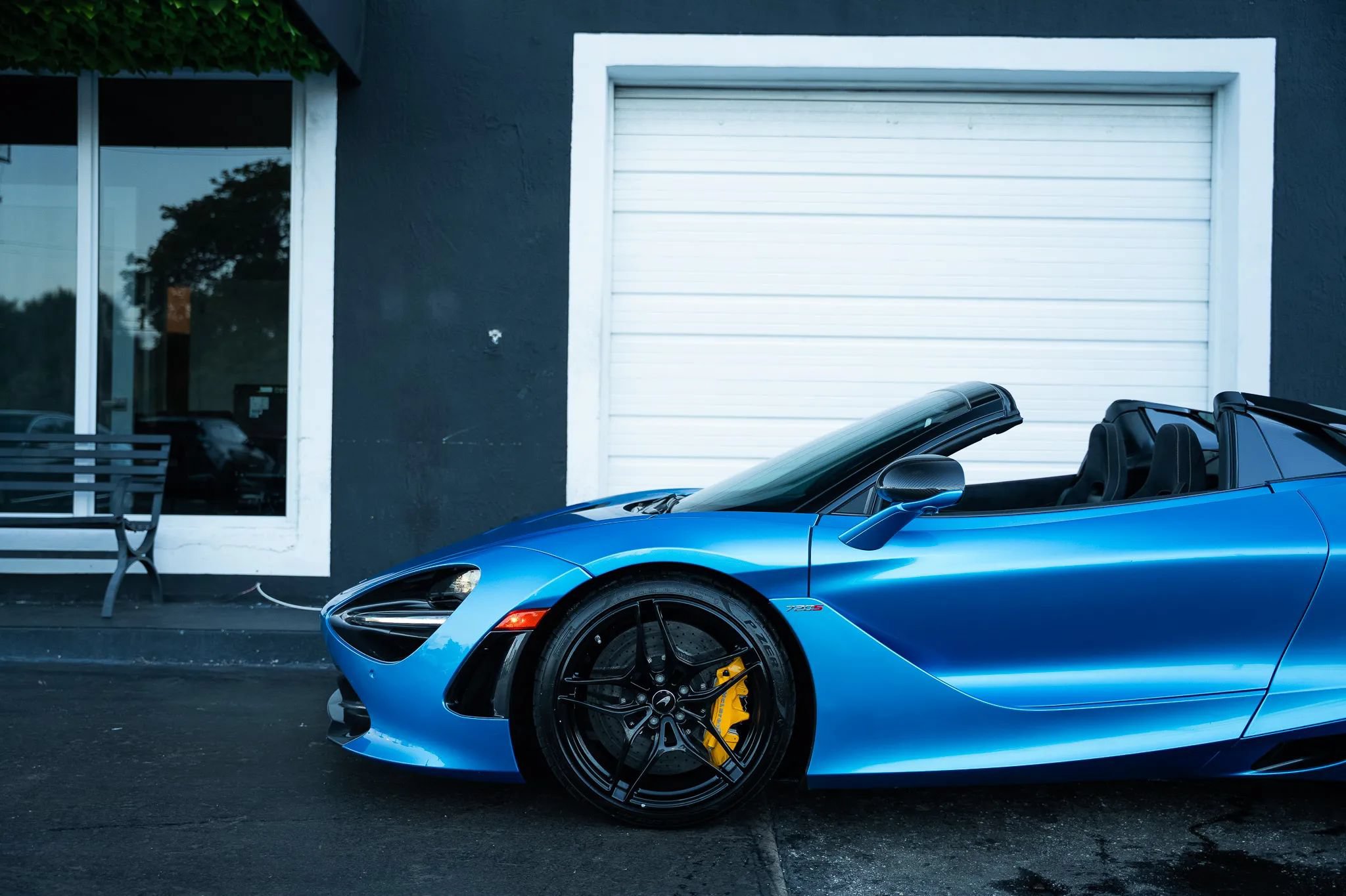 Used 2020 McLaren 720S Spider photo 11