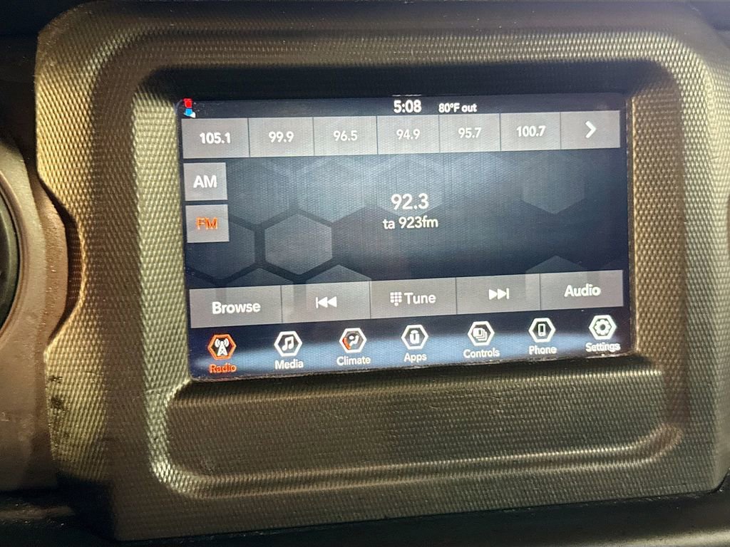 2022 Jeep Gladiator Sport