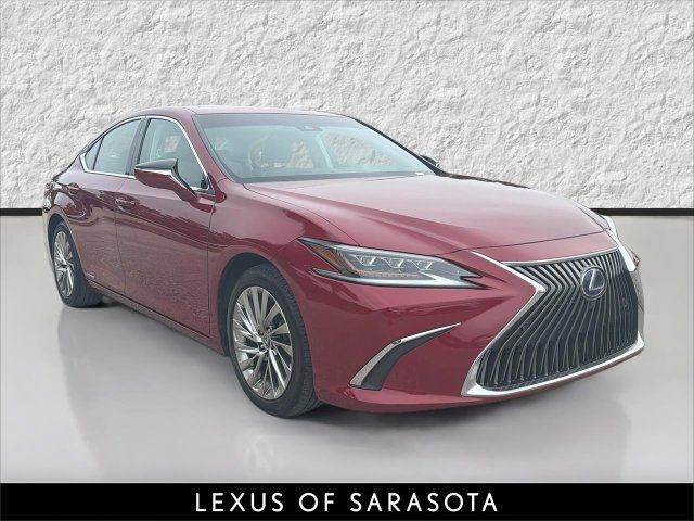 Used 2021 Lexus ES 300h Ultra Luxury w/ Accessory Package 2