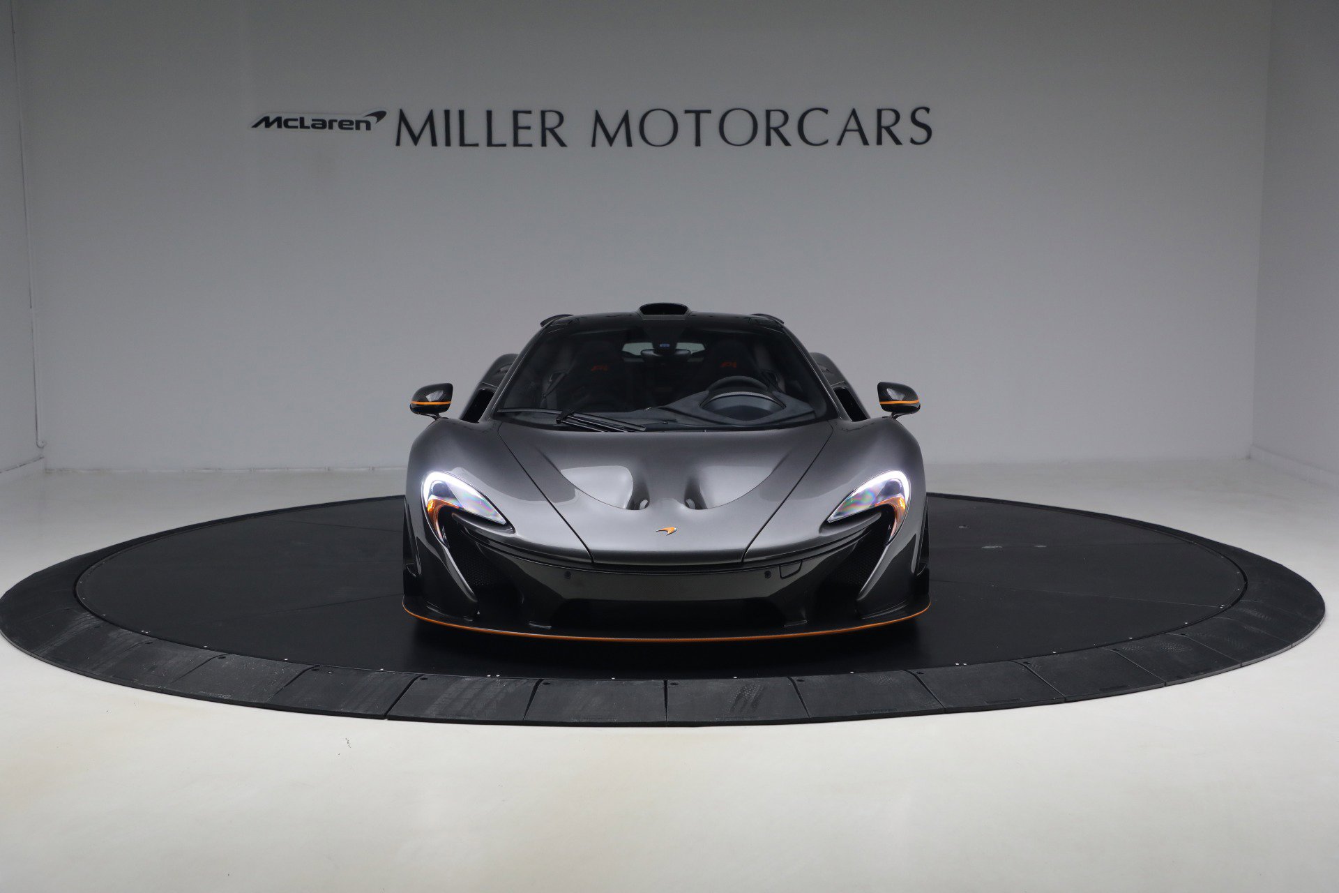 Used 2014 McLaren P1 photo 12