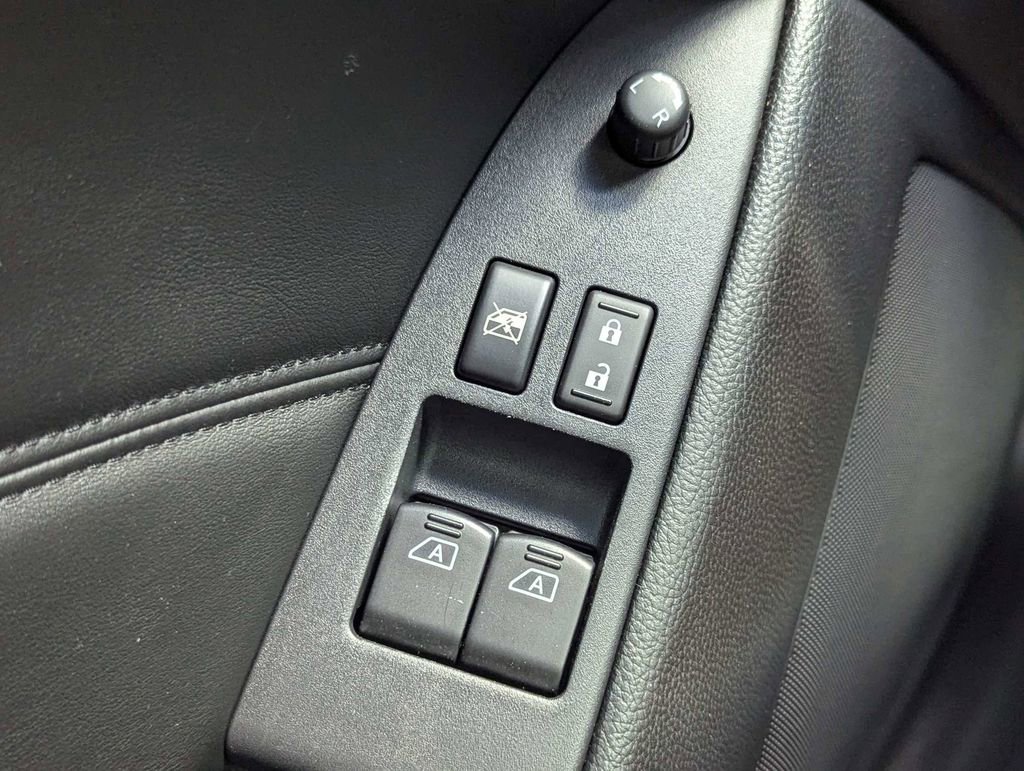 2014 INFINITI Q60 Journey