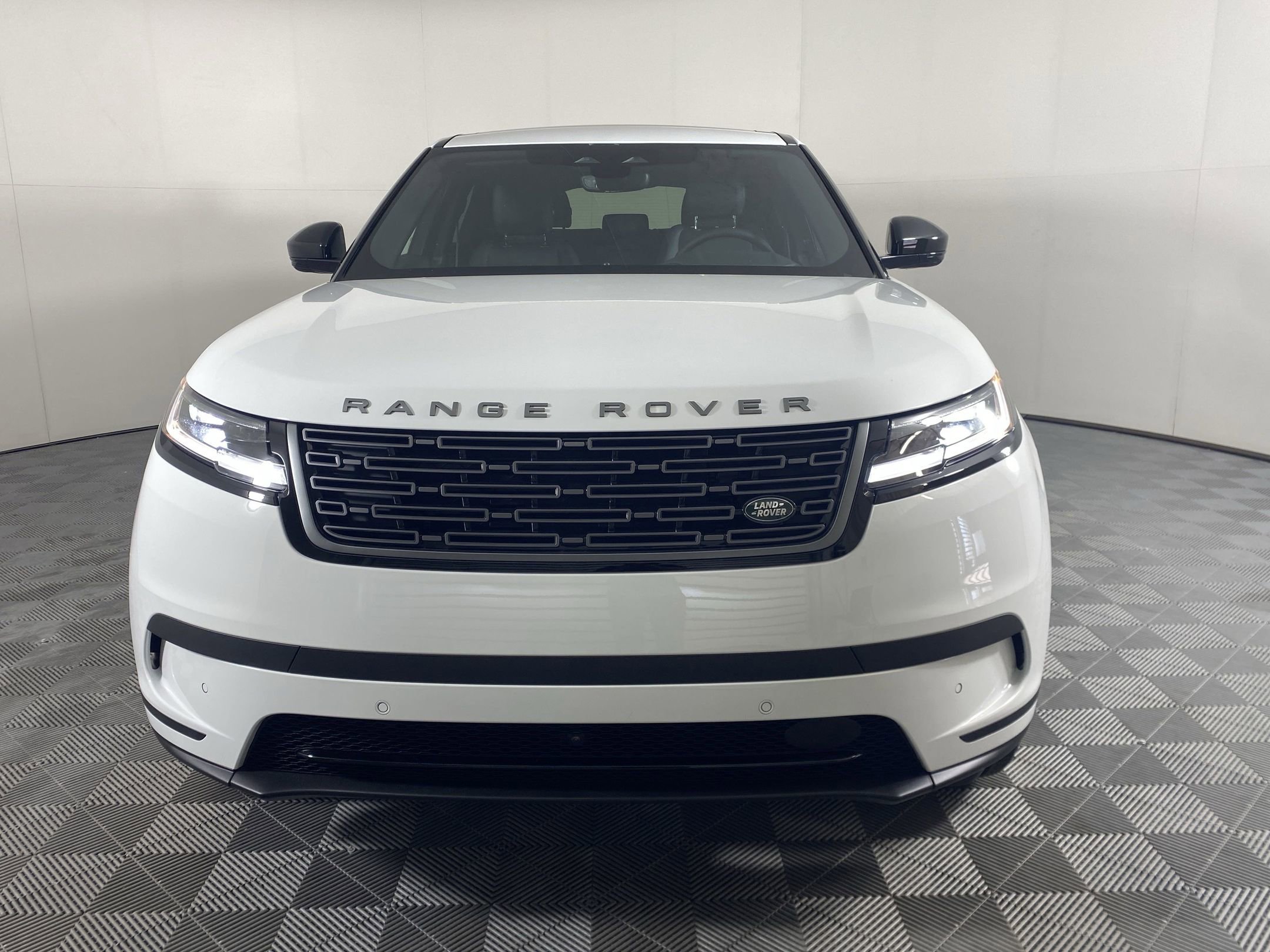 2026 Land Rover Range Rover Velar S