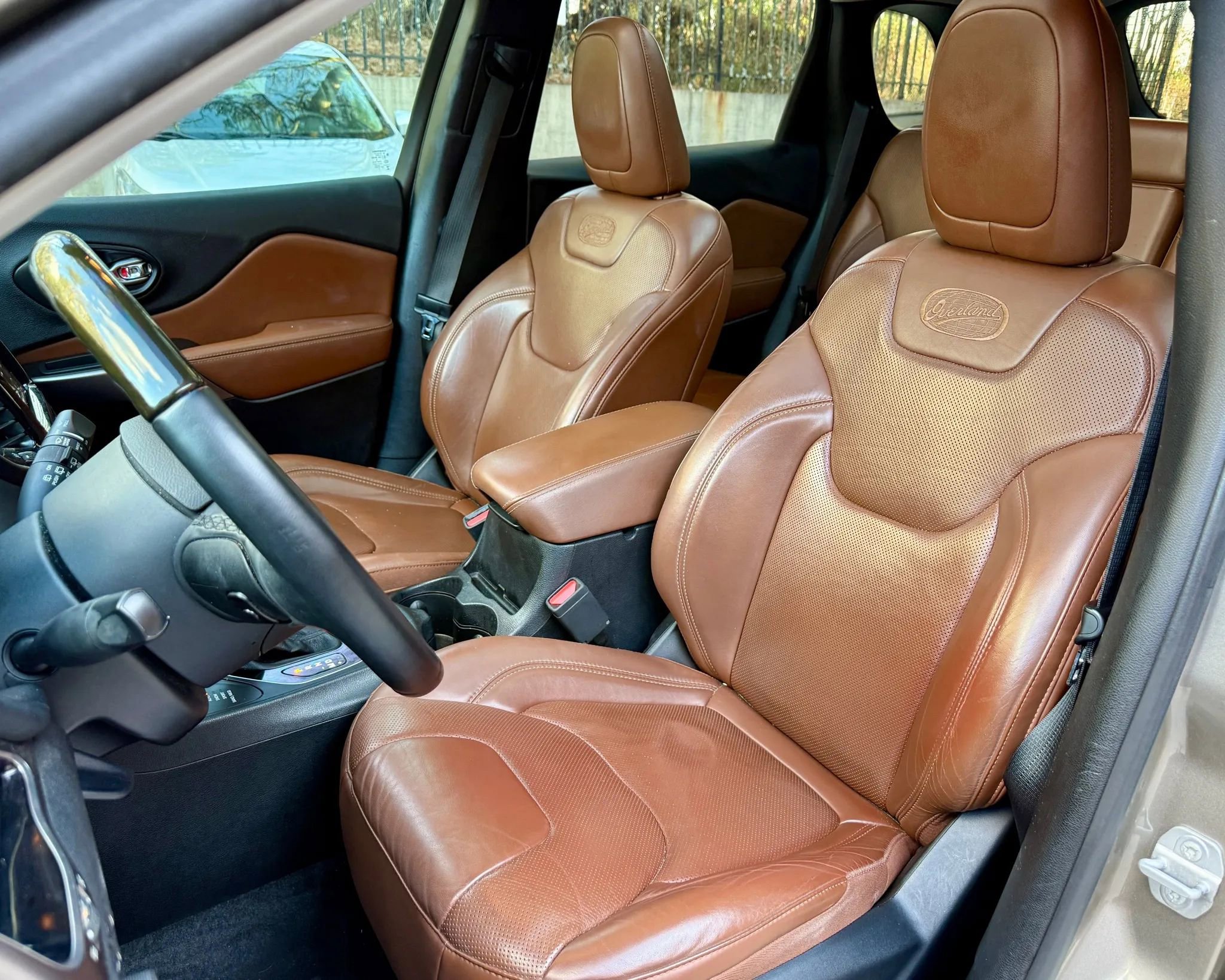 2019 Jeep Cherokee Overland