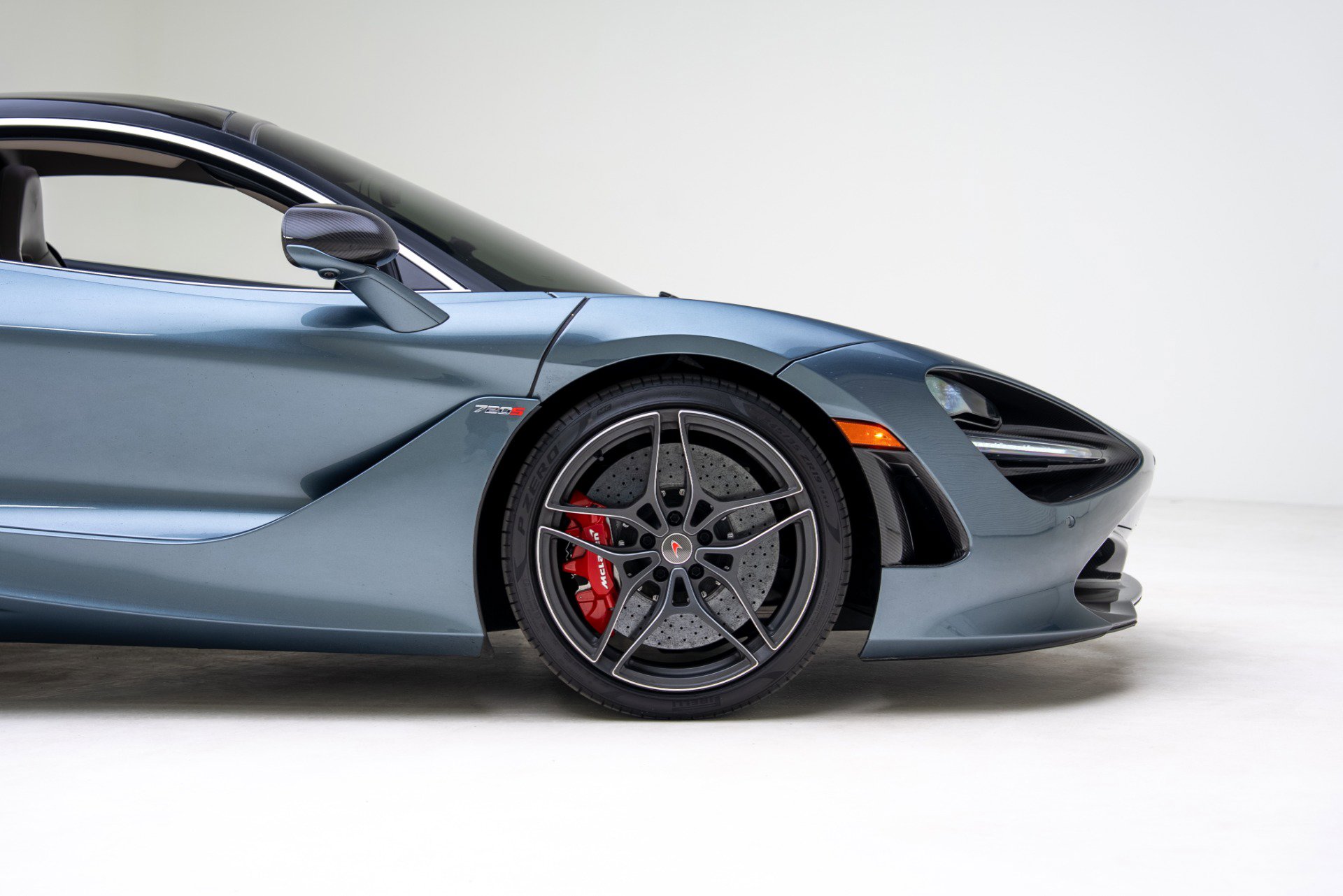 Used 2018 McLaren 720S Luxury photo 20