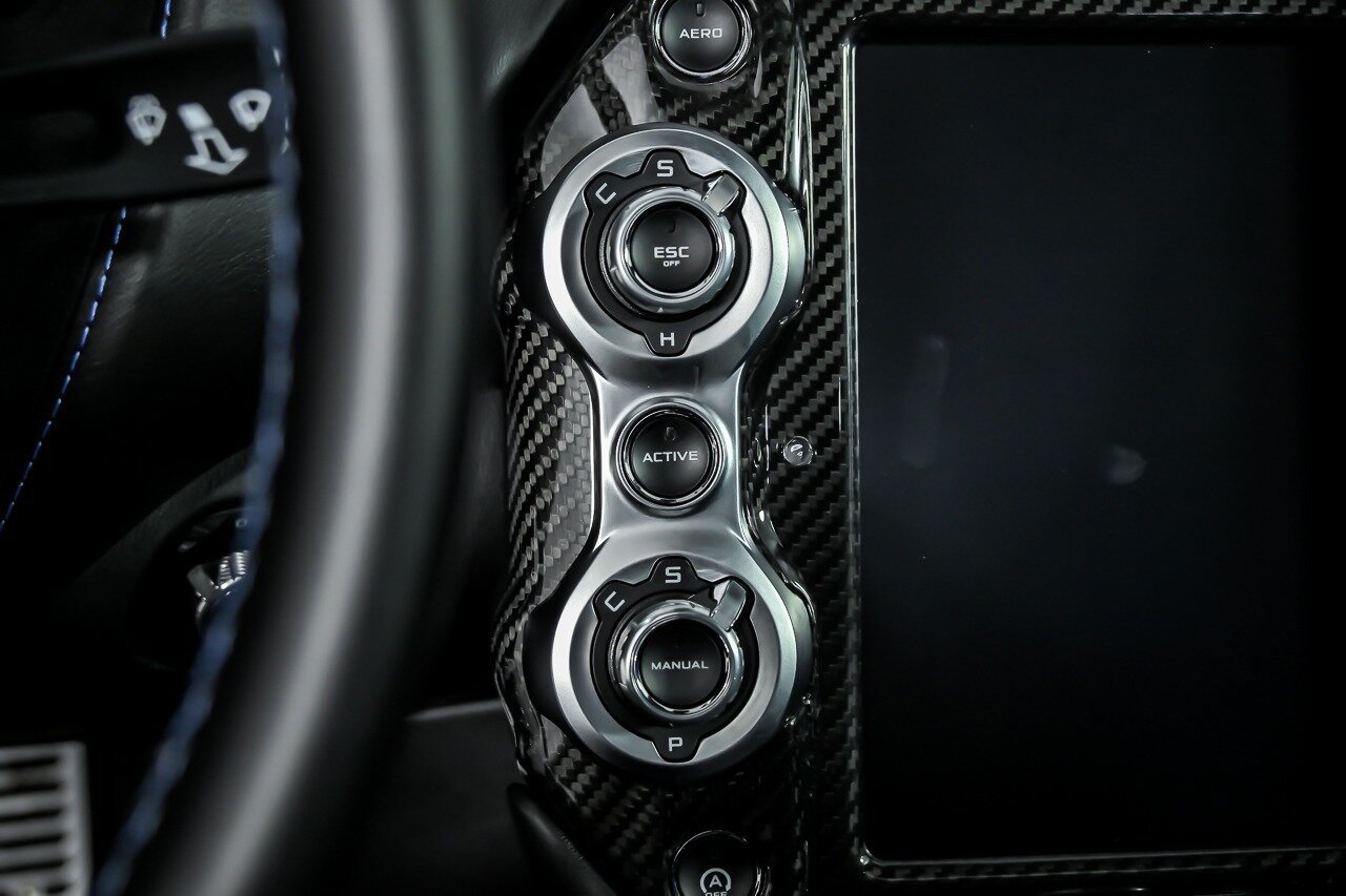 Used 2019 McLaren 720S Performance photo 36