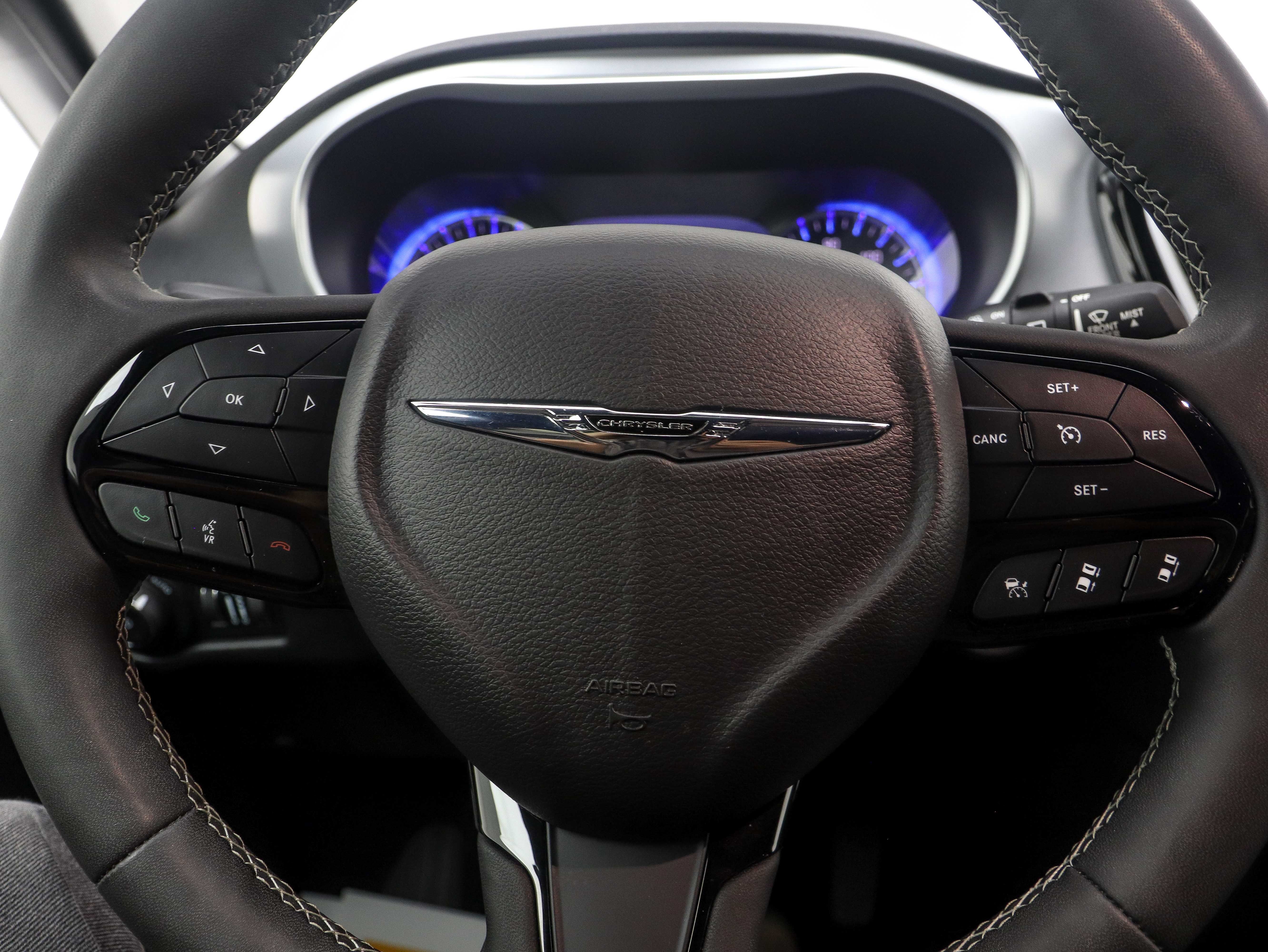 2024 Chrysler Pacifica Touring - Photo 22