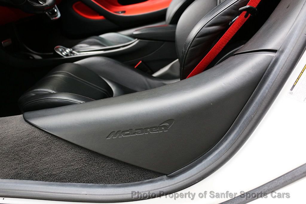 Used 2019 McLaren 600LT photo 29