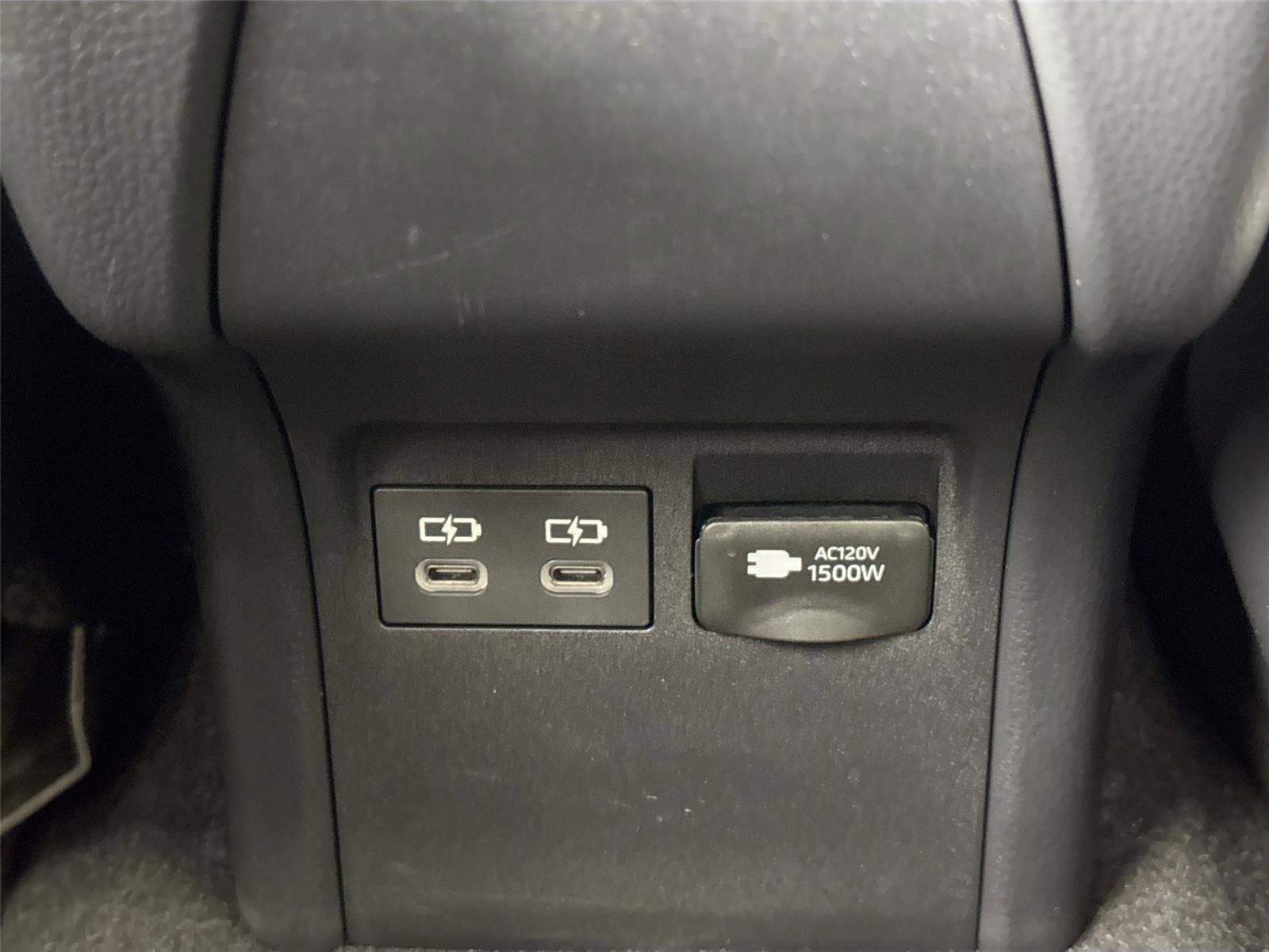 2025 Toyota Prius Plug-In Hybrid