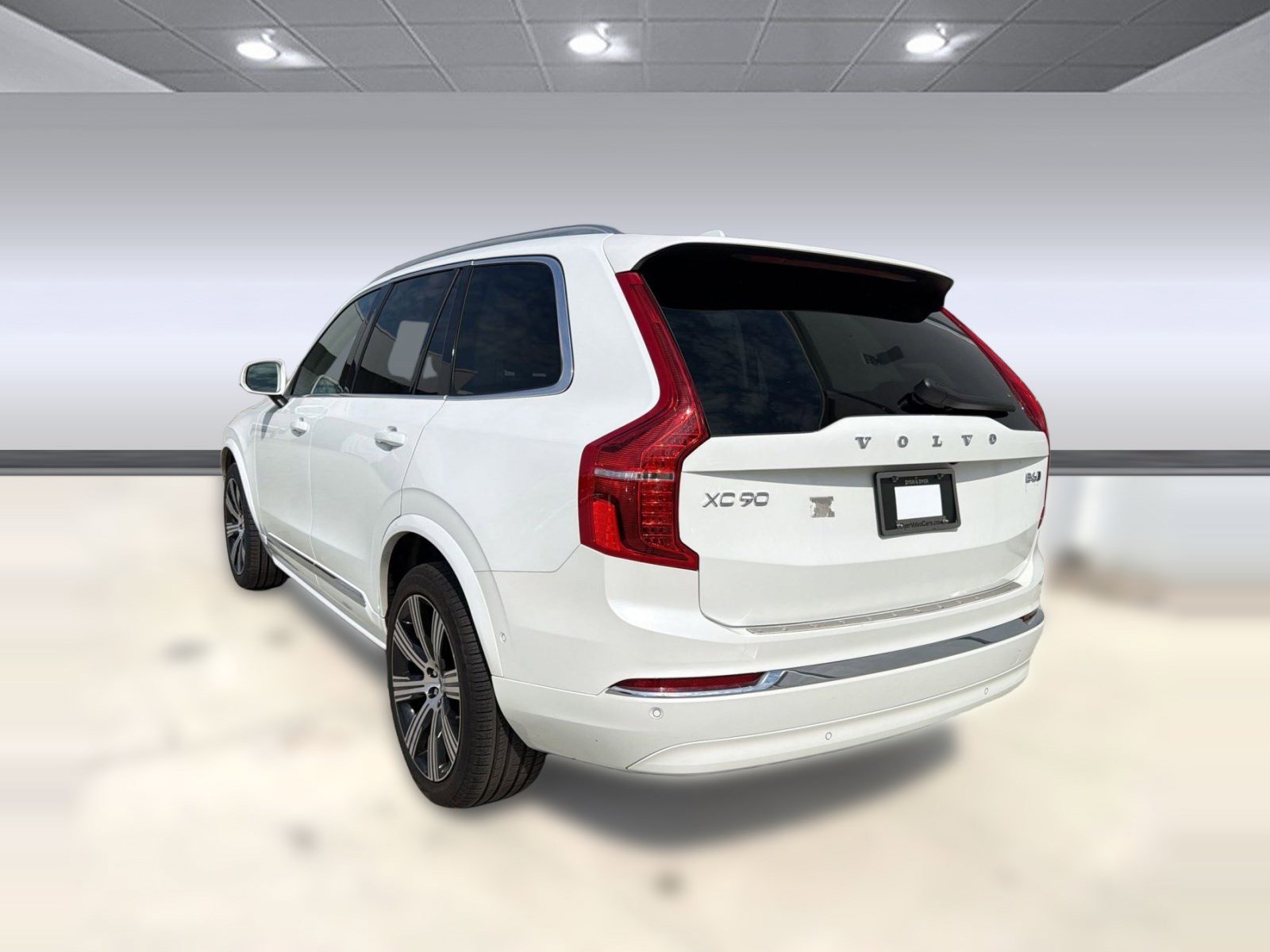 2024 Volvo Xc90 B6 Plus