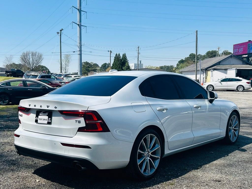 2020 Volvo S60 T5 Momentum