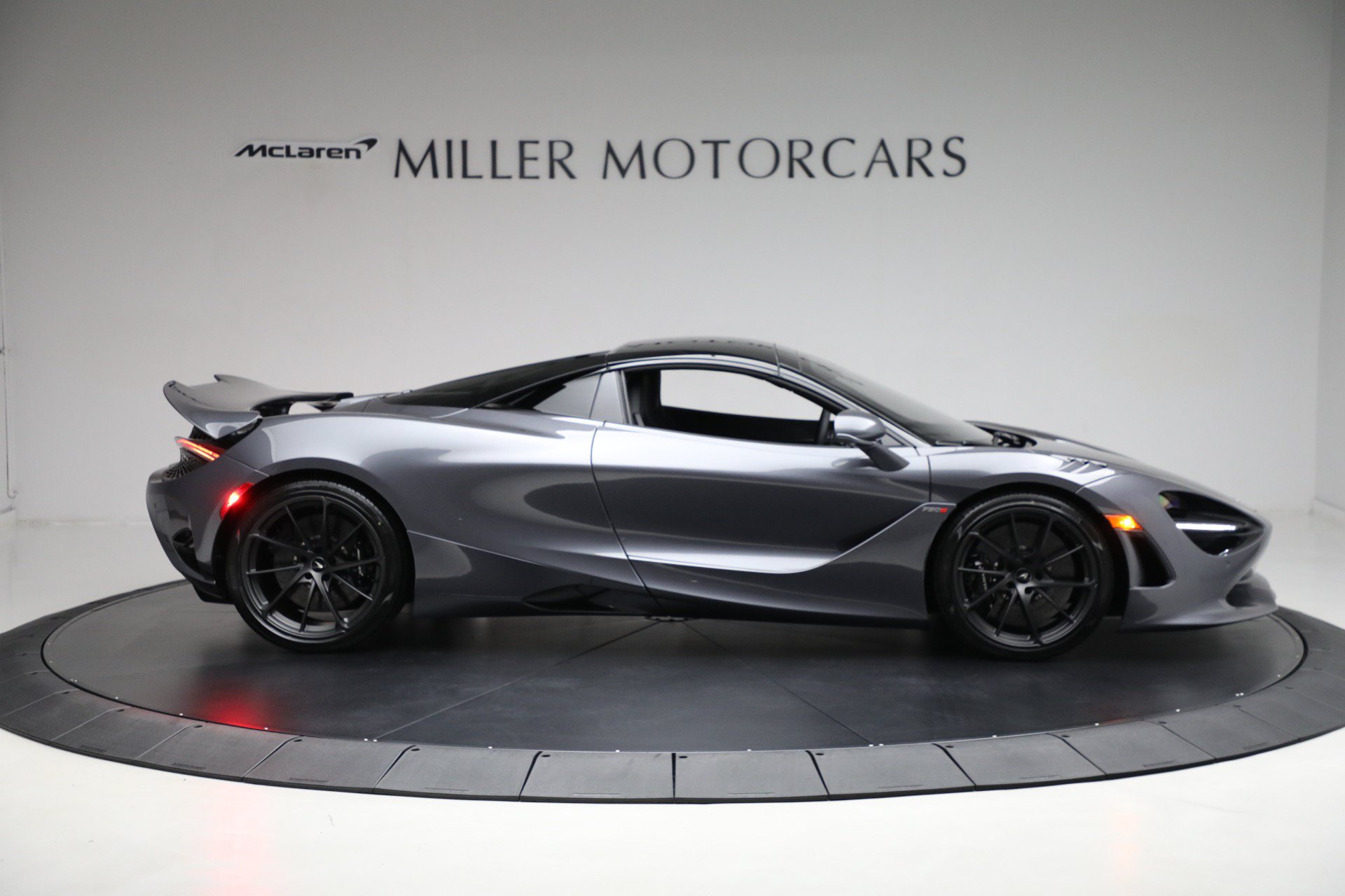 Used 2024 McLaren 750S Spider photo 18