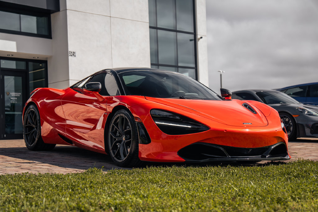 Used 2021 McLaren 720S Performance photo 8