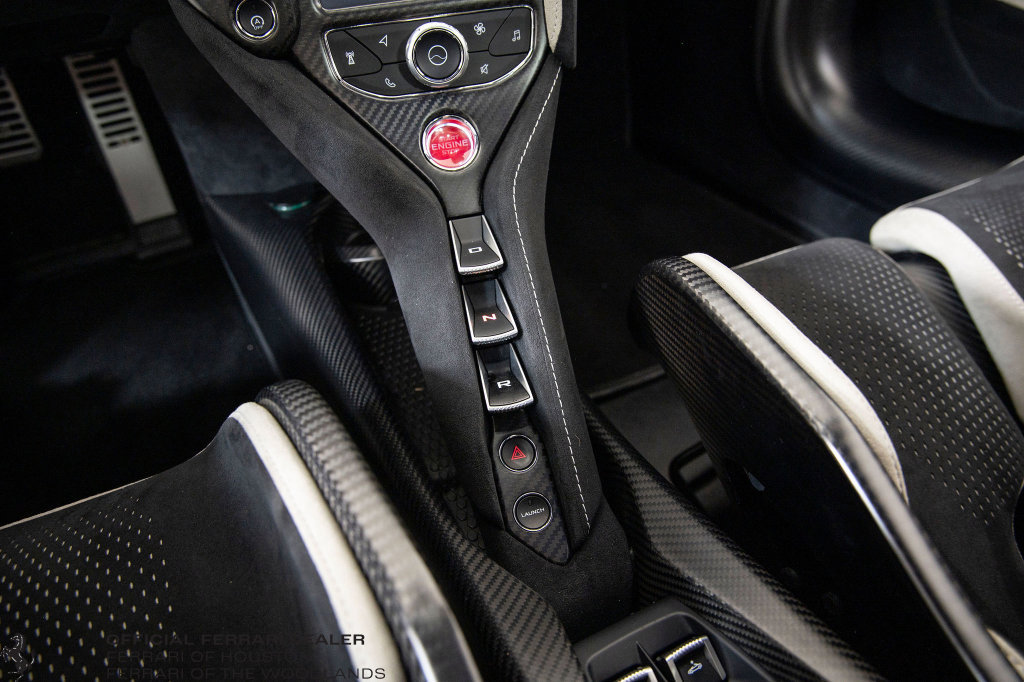 Used 2022 McLaren 765LT photo 15