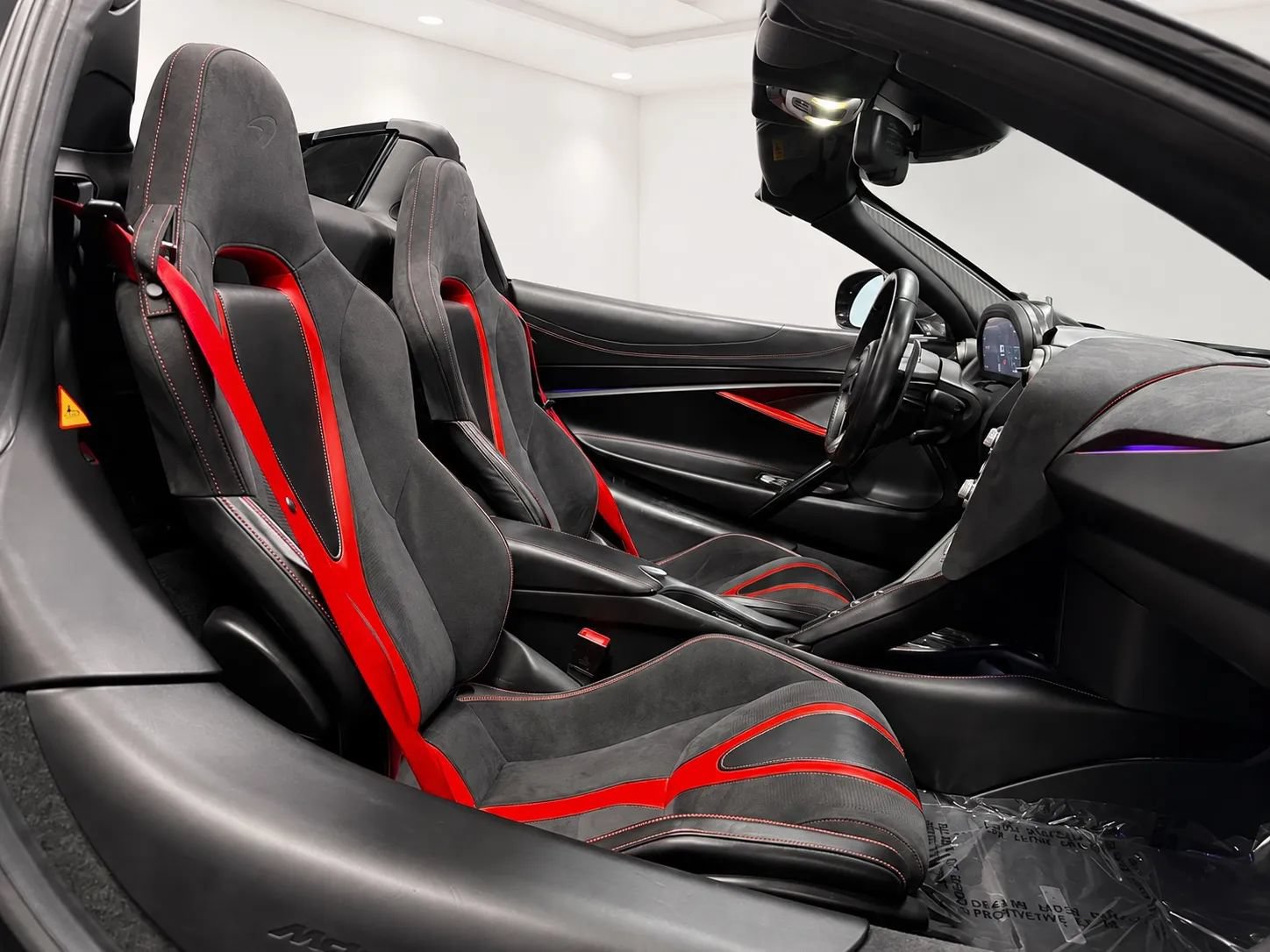 Used 2020 McLaren 720S Spider photo 18