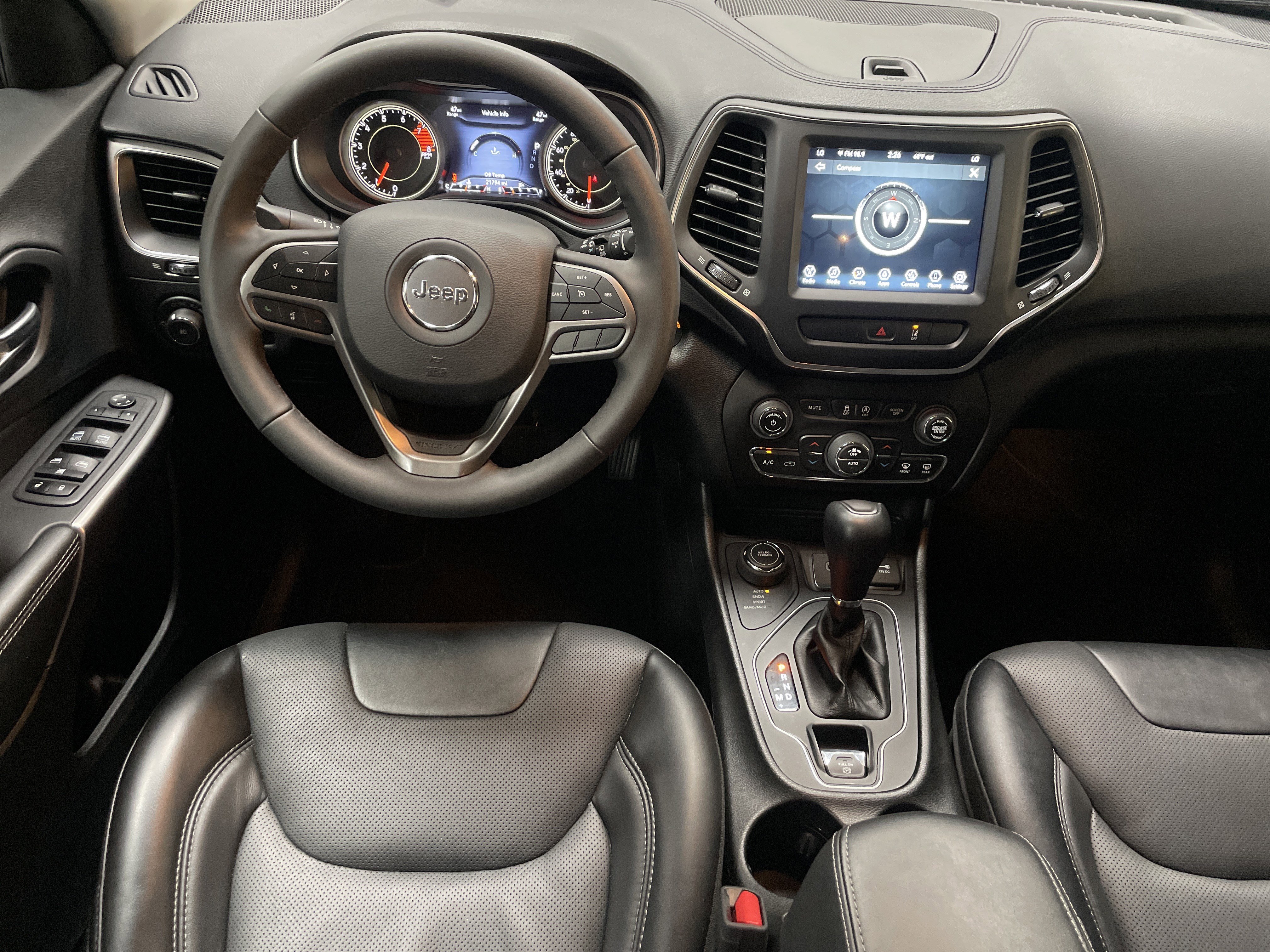 2022 Jeep Cherokee Latitude Lux