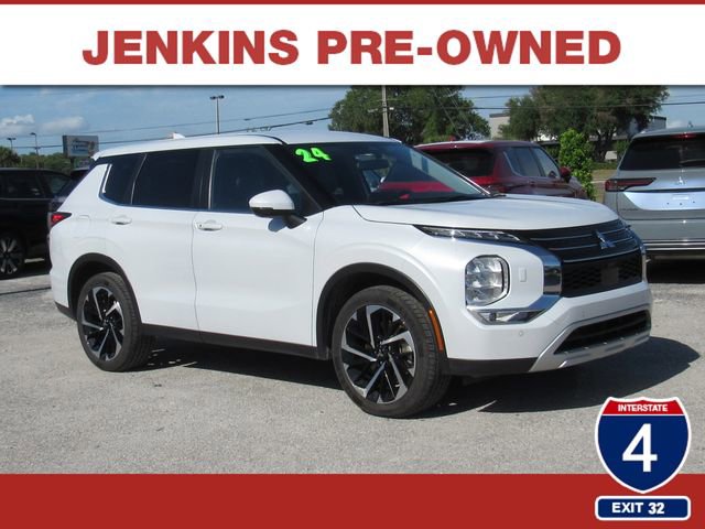 Used 2024 Mitsubishi Outlander SE