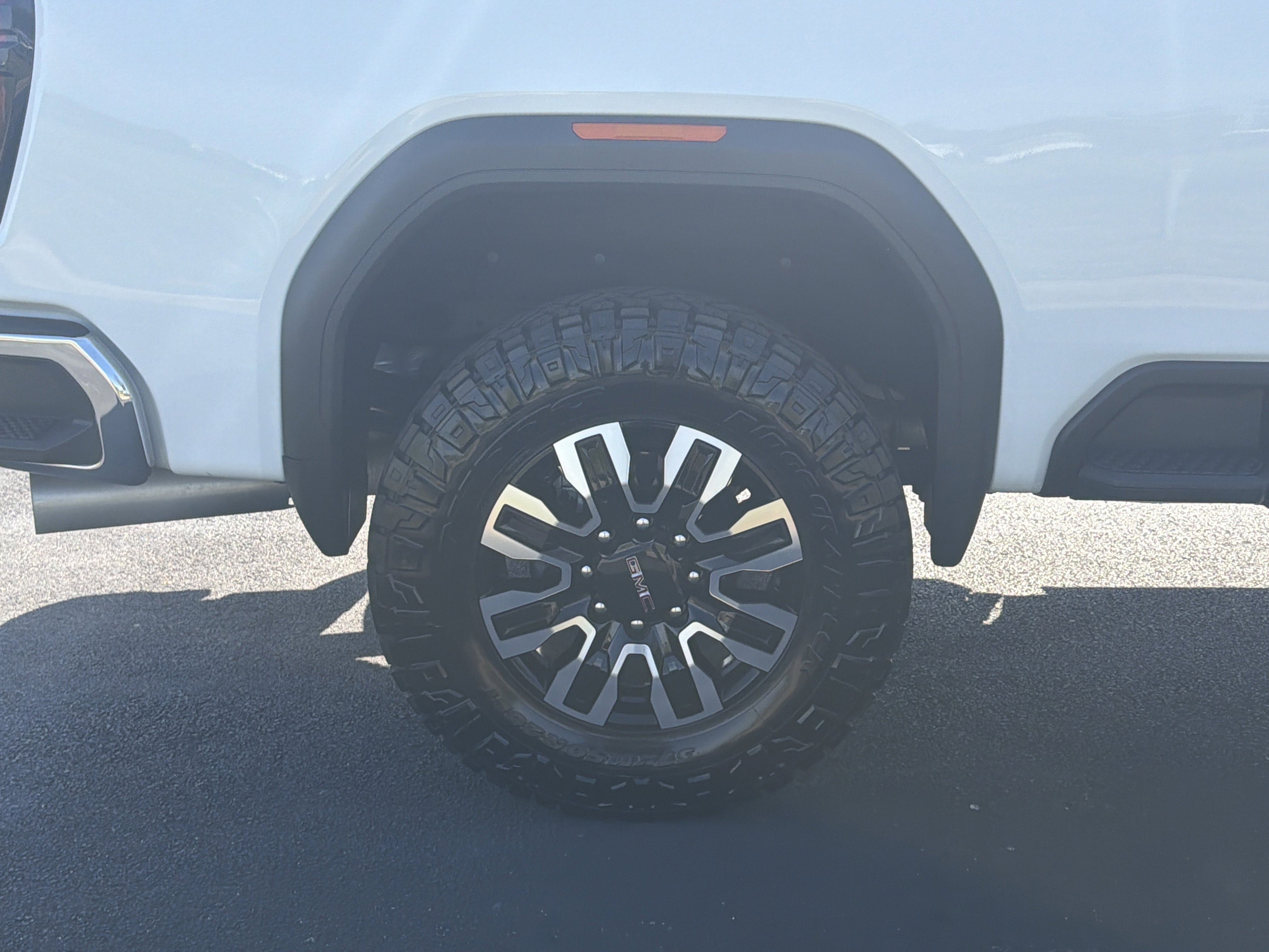 2025 GMC Sierra 2500 SLT