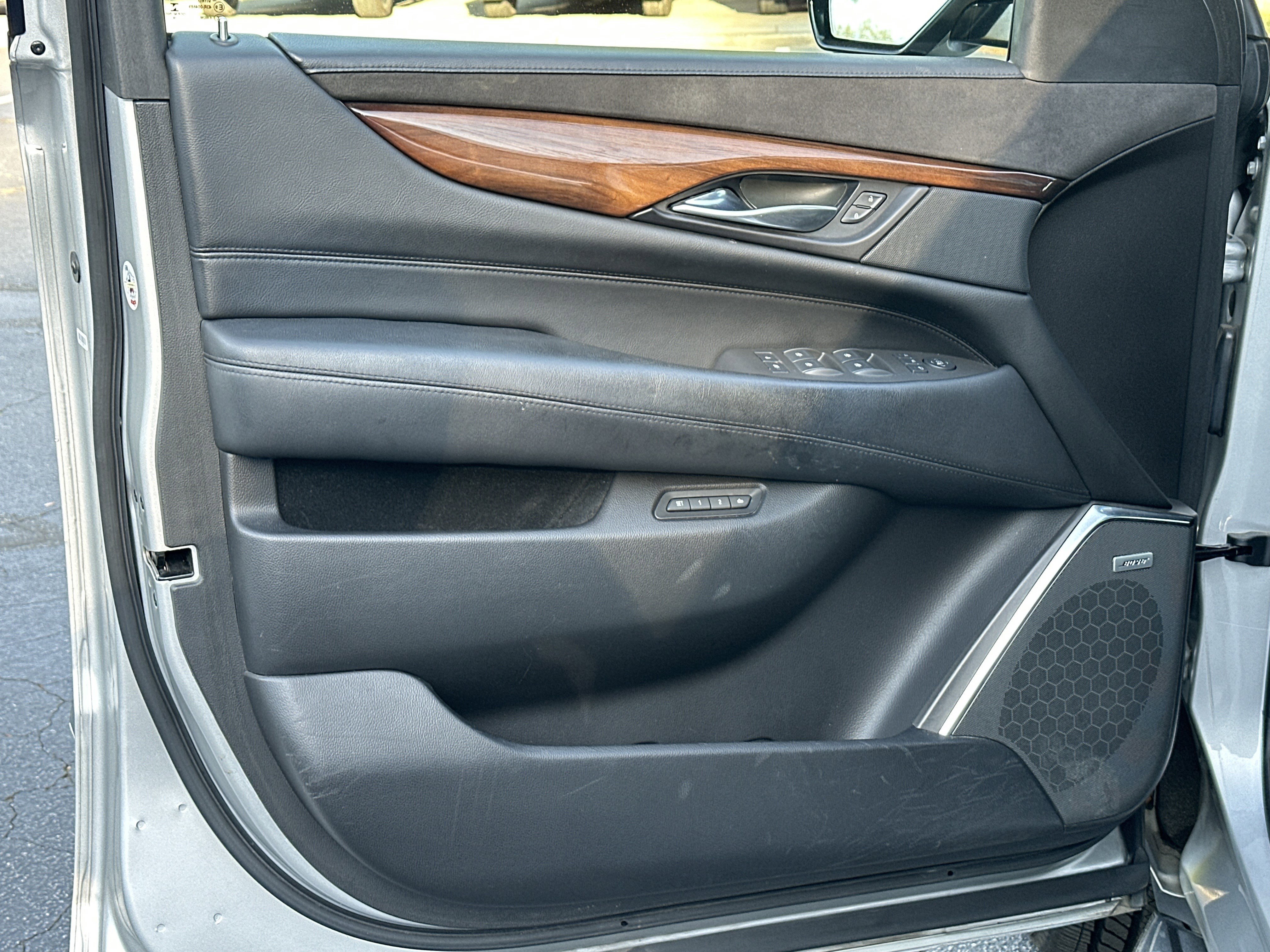 2017 Cadillac Escalade Luxury