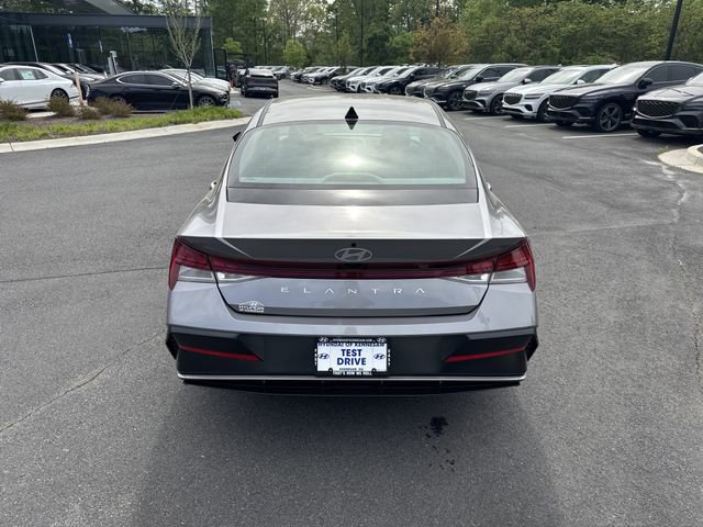 2025 Hyundai Elantra SEL