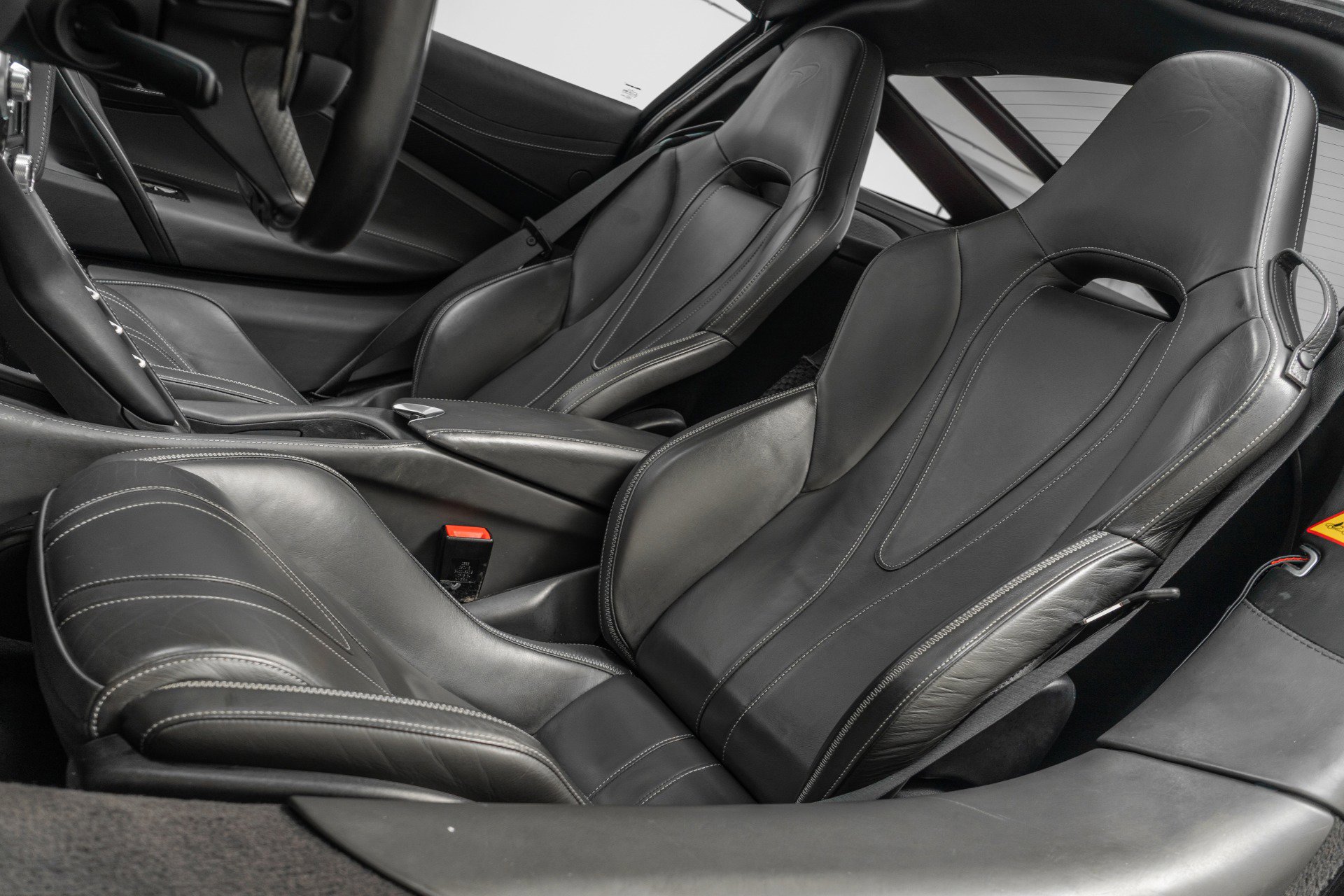 Used 2019 McLaren 720S Luxury photo 23