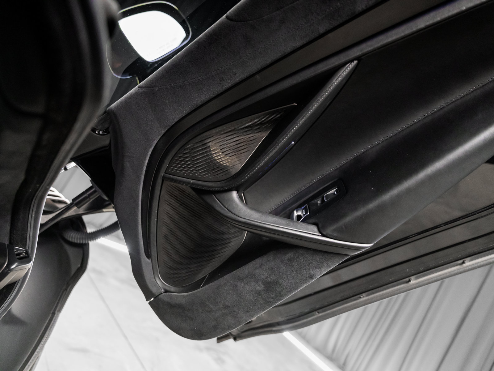 Used 2018 McLaren 720S Luxury photo 66