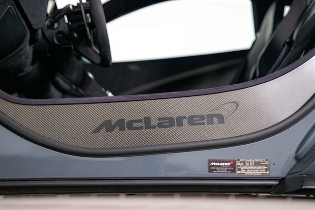 Used 2016 McLaren 675LT Coupe photo 17