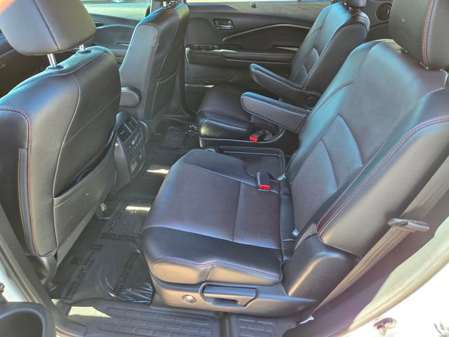 2022 Honda Pilot Black Edition