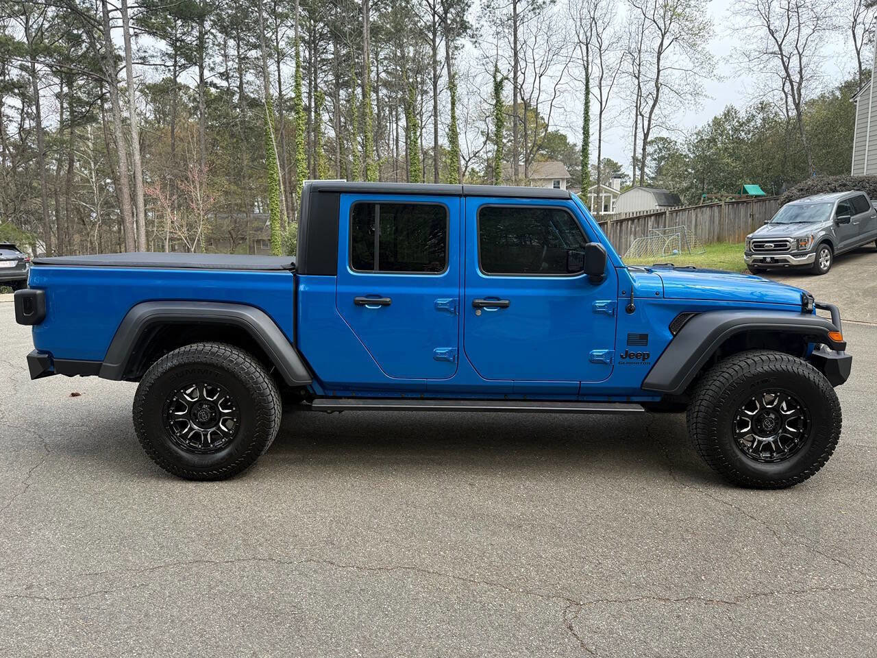 2020 Jeep Gladiator Sport