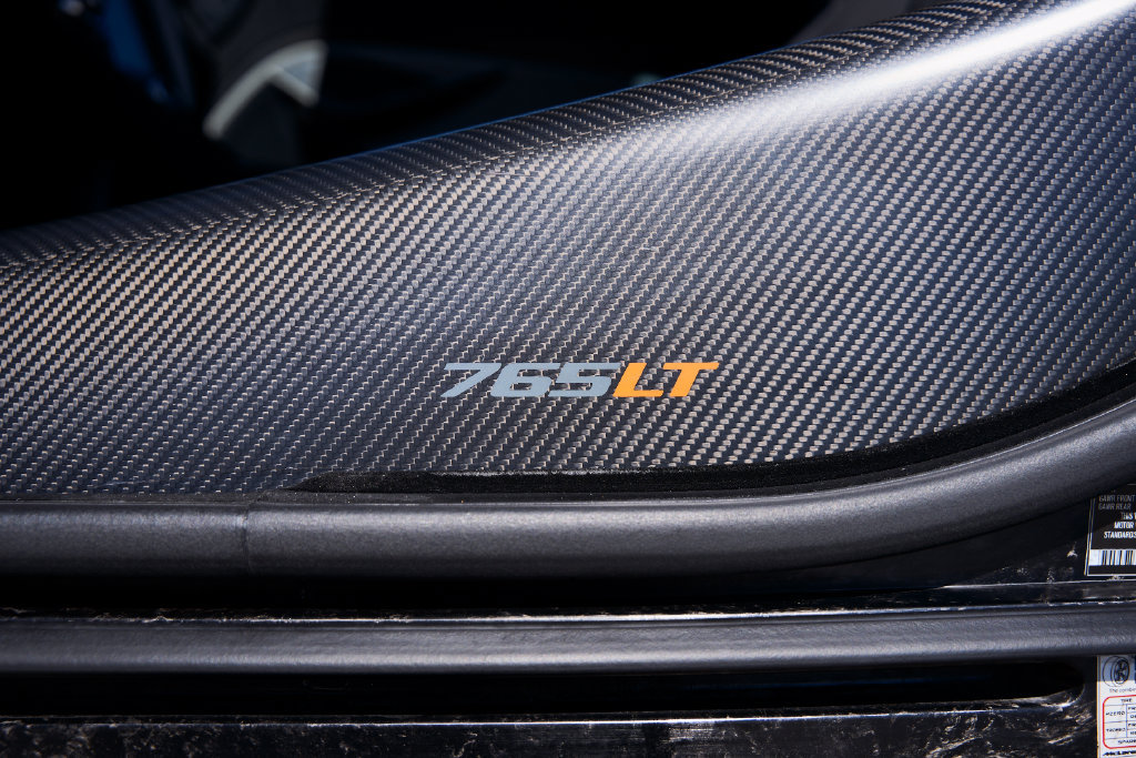Used 2021 McLaren 765LT photo 32