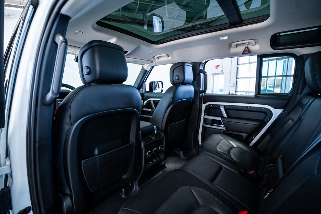 2023 Land Rover Defender 110 X-Dynamic SE